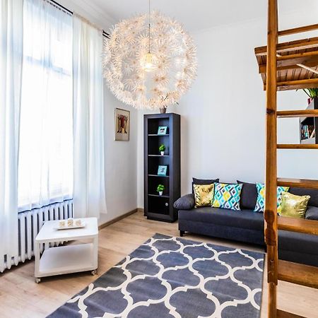 Apartament Z Antresola Przy Rynku Apartment Wroclaw Luaran gambar