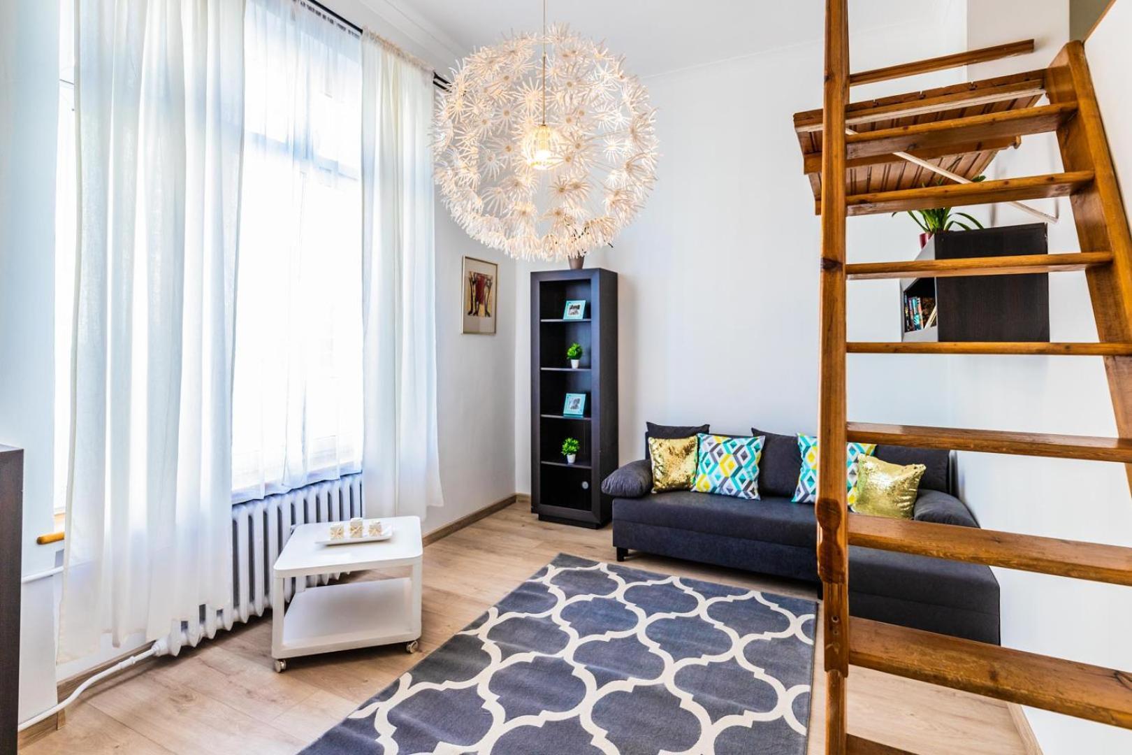 Apartament Z Antresola Przy Rynku Apartment Wroclaw Luaran gambar