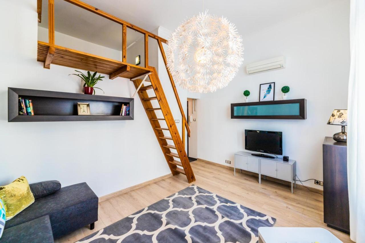 Apartament Z Antresola Przy Rynku Apartment Wroclaw Luaran gambar